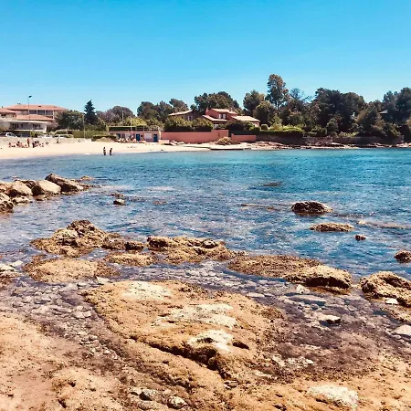 Boulouris - Grand 3 Pieces 5 Personnes Avec Terrasse A 5min A Pied Des Plages * Saint-Raphaël