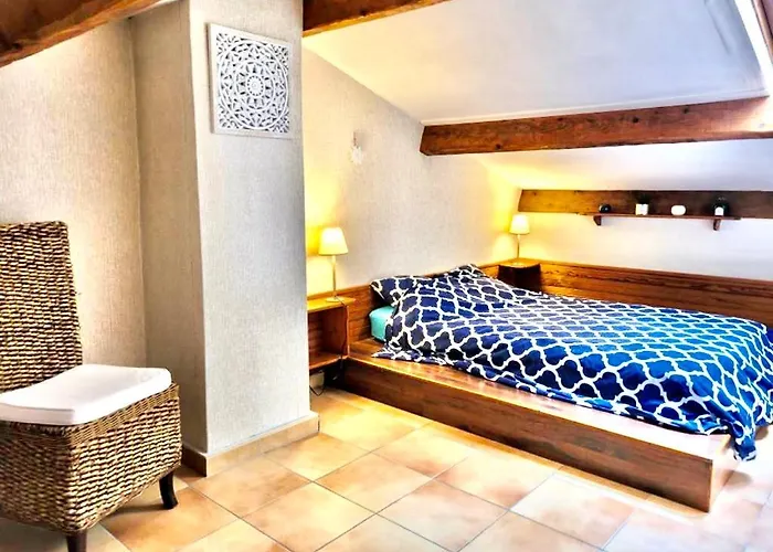 Boulouris - Grand 3 Pieces 5 Personnes Avec Terrasse A 5min A Pied Des Plages Saint-Raphaël